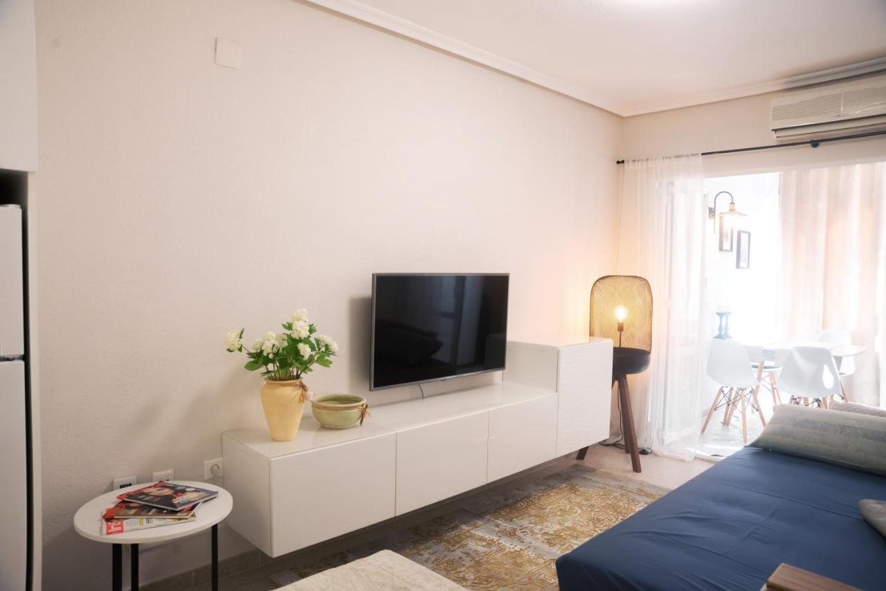Holiday Studio Jardin Playa Torrevieja Eksteriør billede