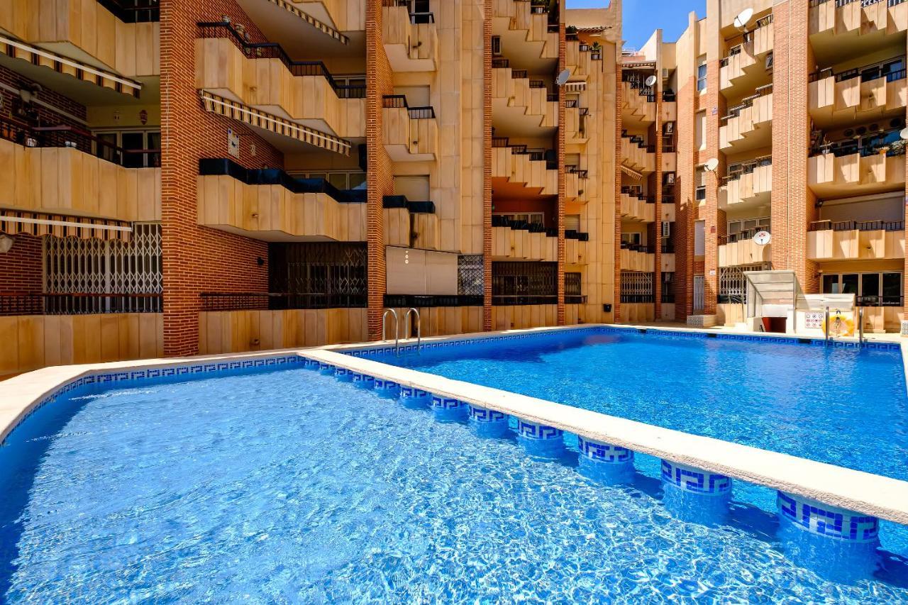 Holiday Studio Jardin Playa Torrevieja Eksteriør billede