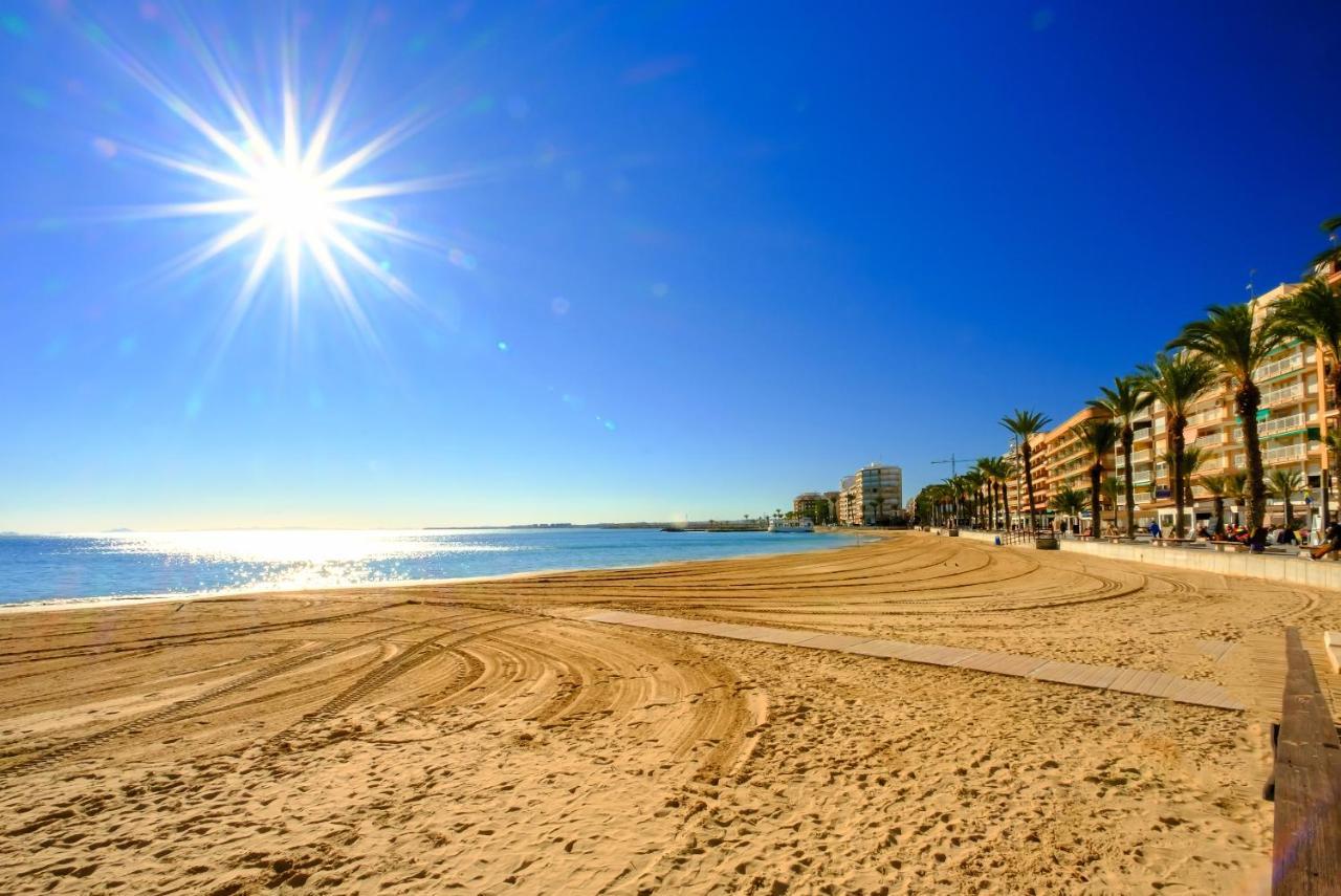 Holiday Studio Jardin Playa Torrevieja Eksteriør billede